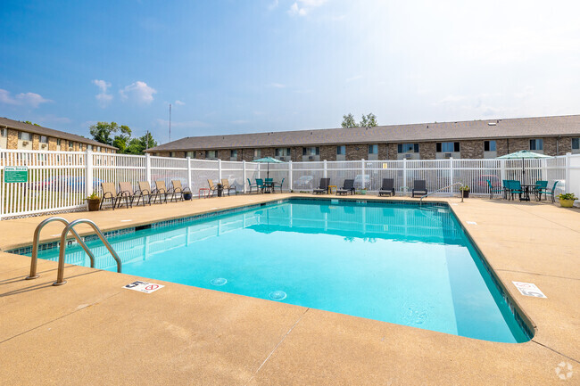 Building Photo - Wildwood Apartments