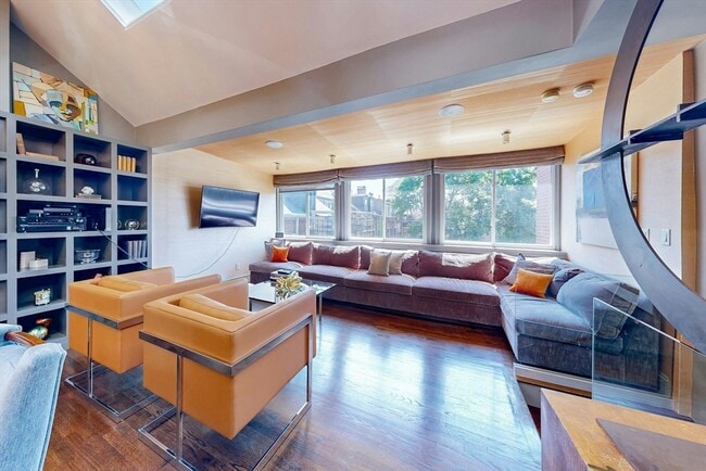 Photo - 80 Worcester St Unit 3