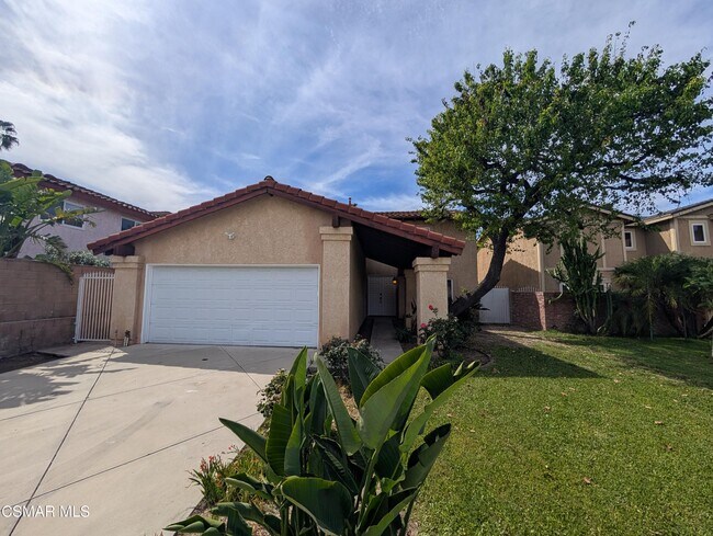 Photo - 6307 Chimineas Ave