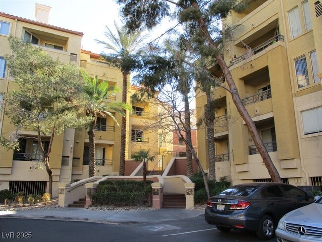 Photo - 270 E Flamingo Rd Unit 108