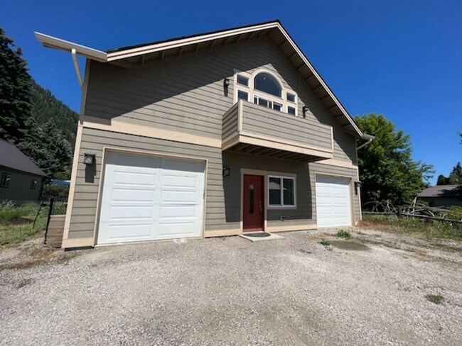 Building Photo - 215 W Whitman St Unit 215 W Whitman St #B