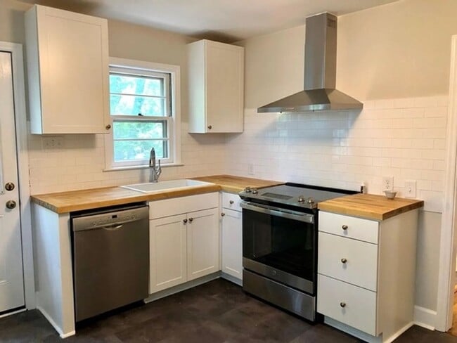 Photo - Renovated 2 Bed/1 Bath Cottage Near Downtown Durham! Available March 2026