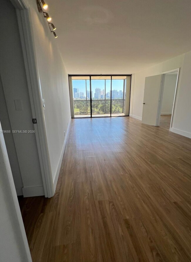 20301 W Country Club Dr Unit 1024