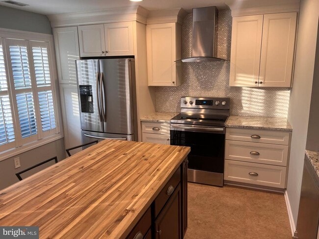 Photo - 29 Queen Mary Ct