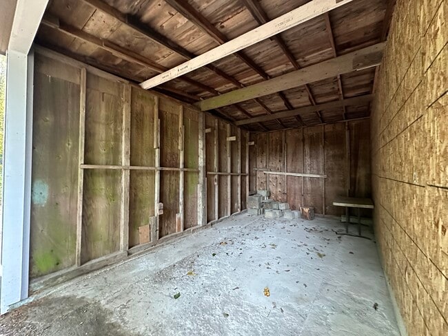 Photo - 3113 Harold Dr SE