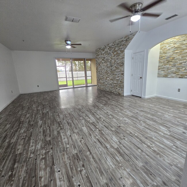 Photo - 2903 Grafton Dr