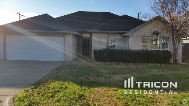 Building Photo - 7464 Arbor Hill Dr Rental