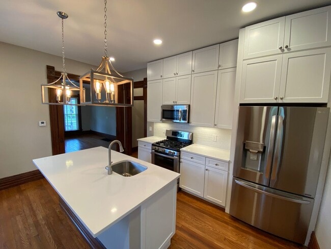 W King Ave 103-103.5 MLR - W King Ave 103-103.5 MLR Unidad 103 Bottom