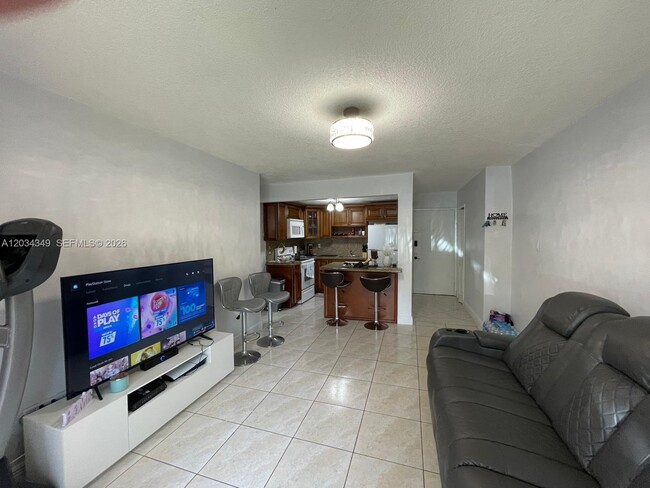 Photo - 4275 NW S Tamiami Canal Dr Unit 2-111