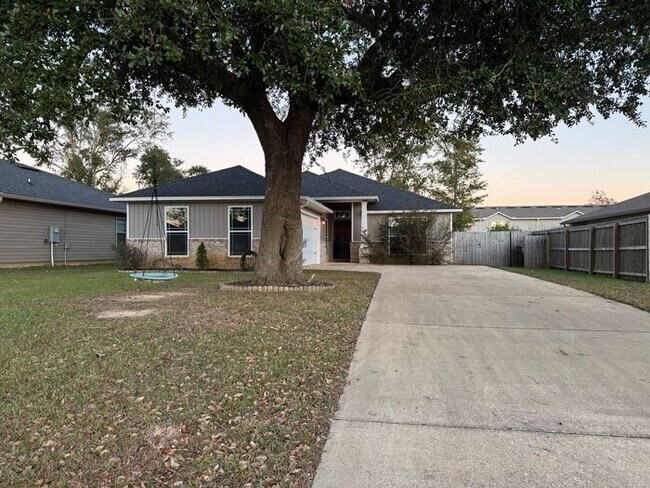 Photo - Milton - Woodlands - 4 bedroom, 2 bathroom