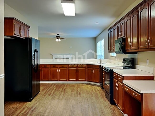 Photo - 309 Kentons Way