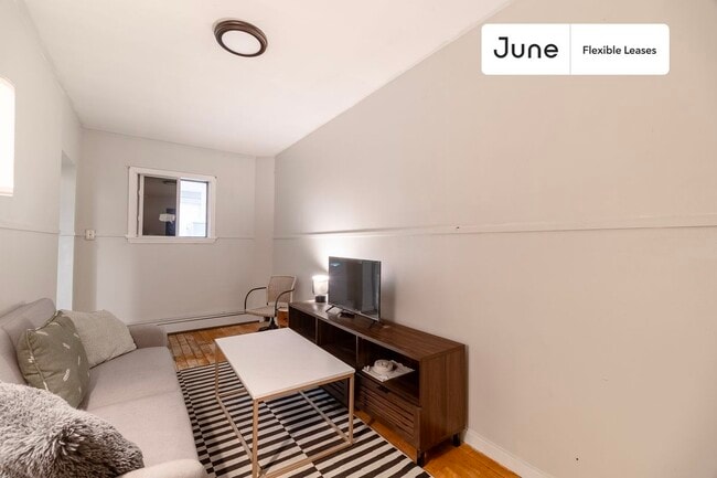 Photo - 5 Linden St Apartment