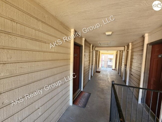 Photo - 1108 Chapel Creek Dr