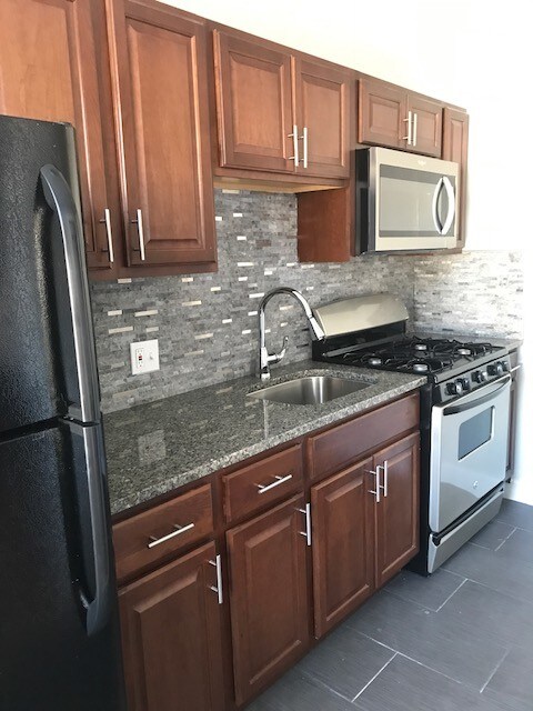 Photo - 11 & 17 Beach Road Apartments!!