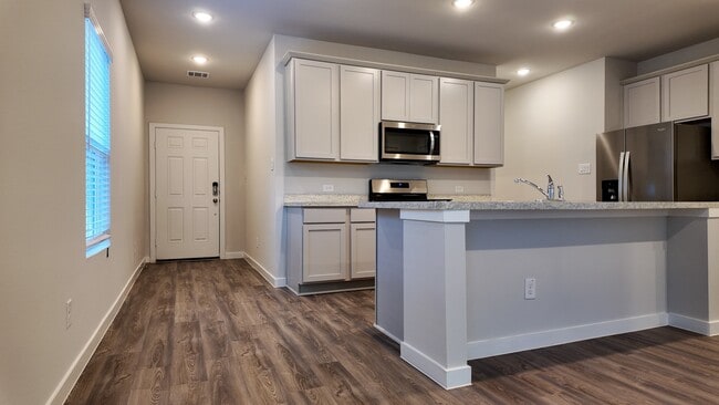 Photo - 16878 Pandora Wy