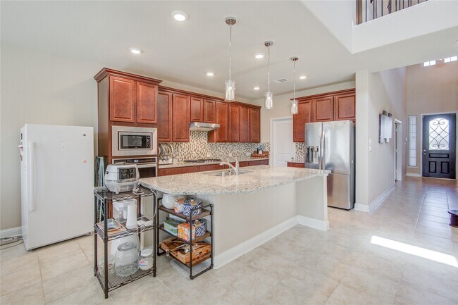 Photo - 12902 Oak Fls Dr