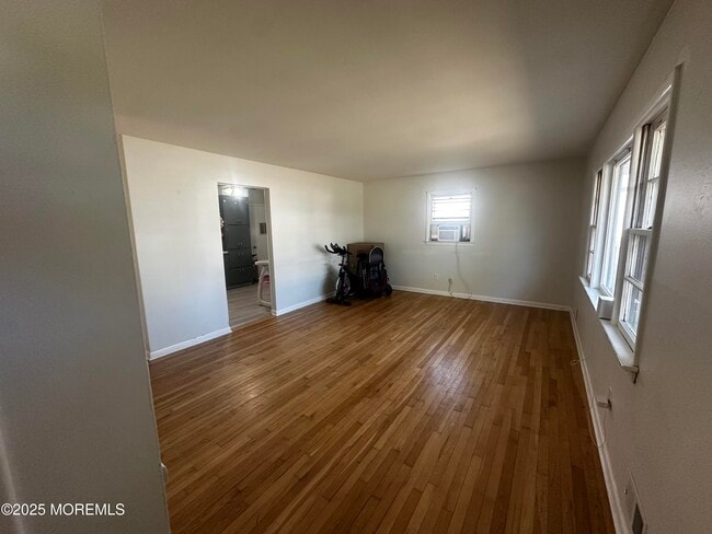 Photo - 2612 Bridge Ave