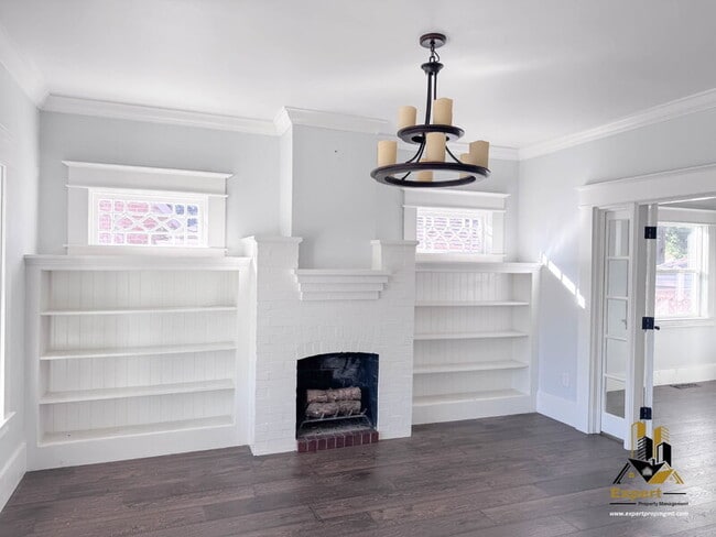 Photo - 400 Pleasant St