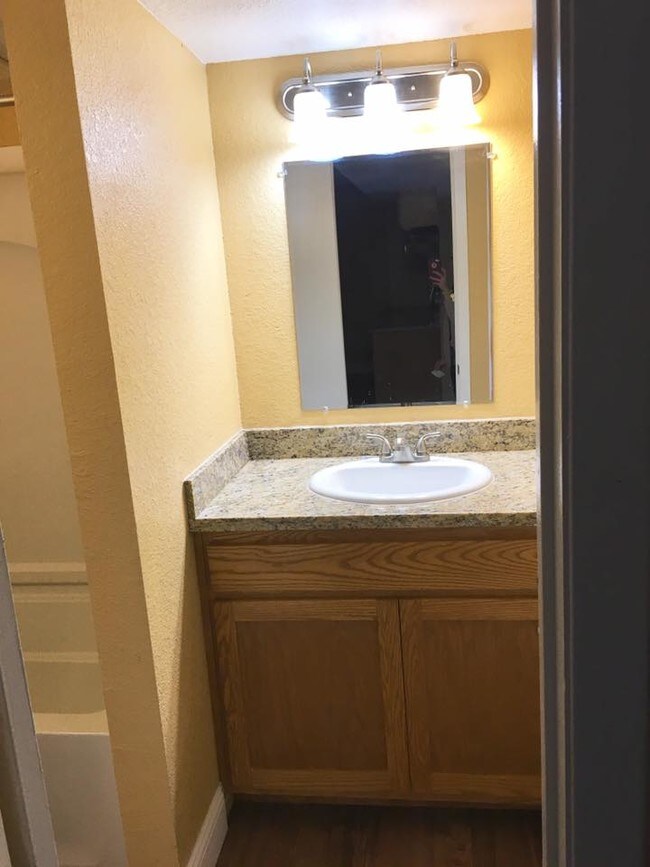 River Oaks Apartments Sweeny, TX