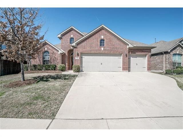 Building Photo - 1405 Nightingale Dr