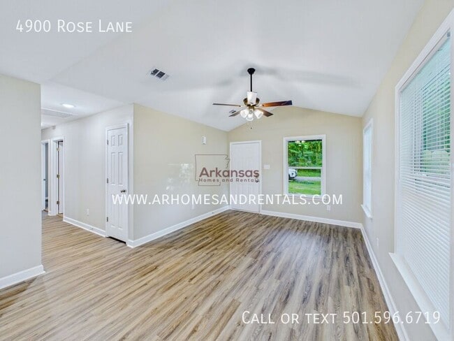 Photo - 4900 Rose Ln