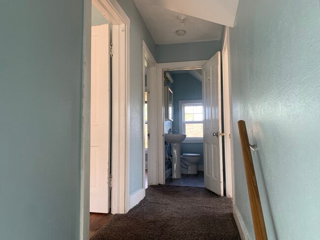 Photo - 264-212 12th St NW