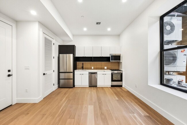 166 Hancock Ave Unit 102