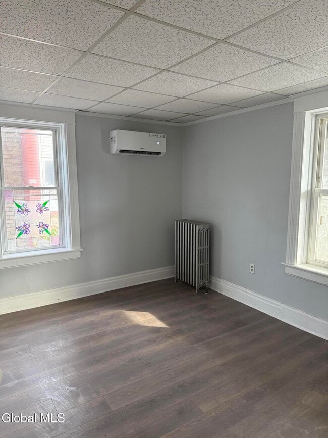 Photo - 8 Farrell St