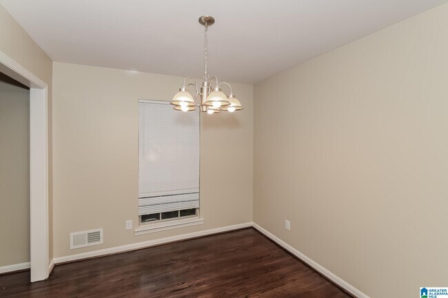 Photo - 1508 Brewster Cir