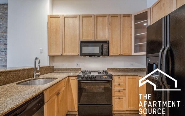 Photo - 1418 N Mohawk St Unit 1