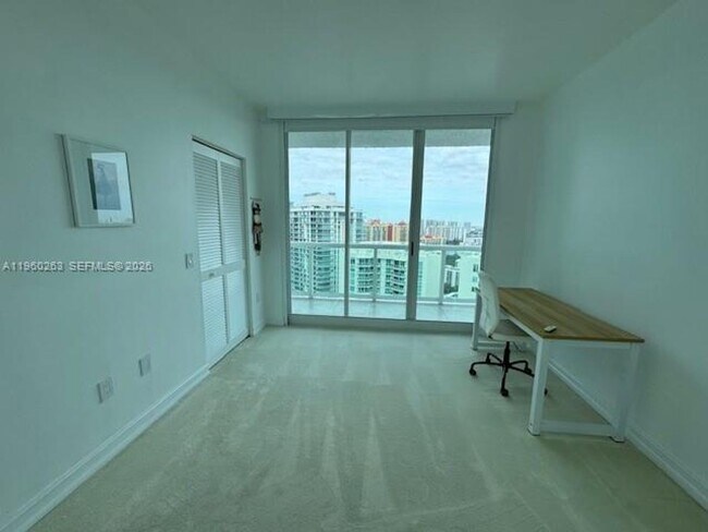 Photo - 16400 Collins Ave