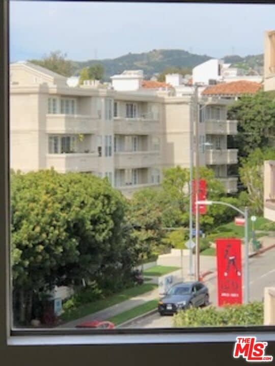 Photo - 622 S Barrington Ave Unidad 403