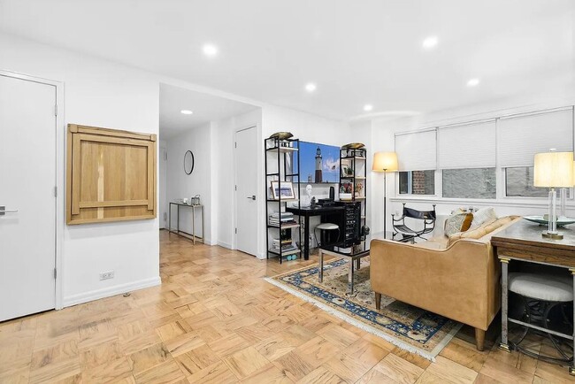 Photo - 77 E 12th St Apartment Unit 3K