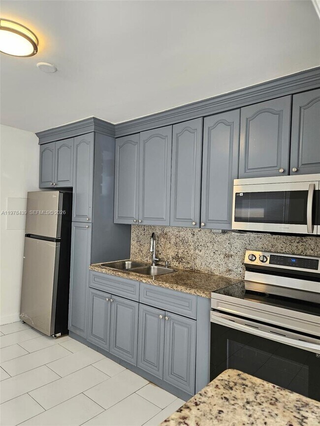 Photo - 1031 Atlantic Ave