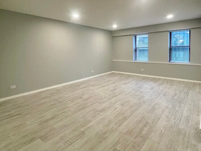 Photo - 40 E 9th St Unit 804