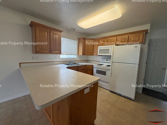 3124 E Chasewood Dr Unidad 2