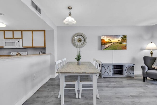 Photo - 1700 N Ocean Blvd Unidad ID1268037P