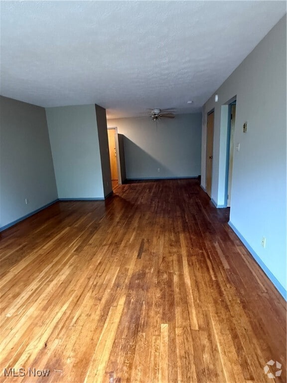 Building Photo - 1019 Maple Ave Unit B4 Rental
