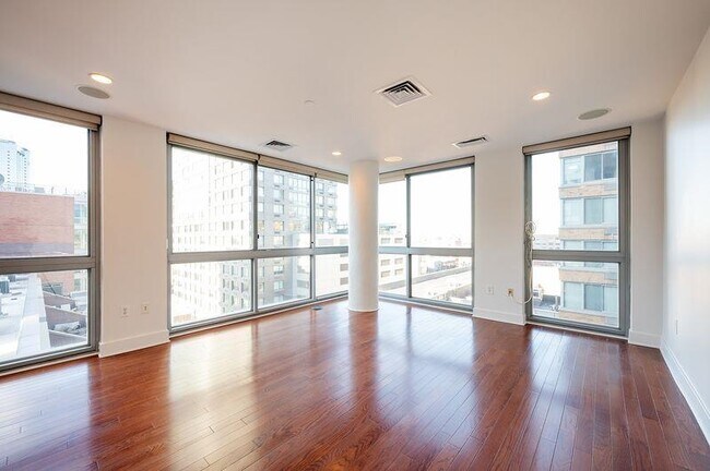 Photo - 201 Marin Blvd Unidad 701