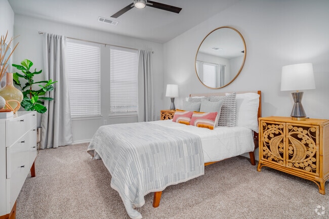 2BR, 2BA - 1085SF - Bedroom 2