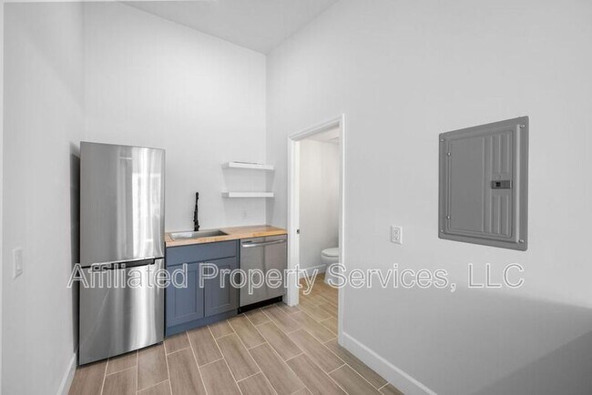 Building Photo - 4011 36th Ct Rental