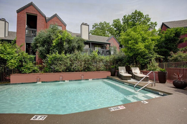 Photo - LaRue on Highland