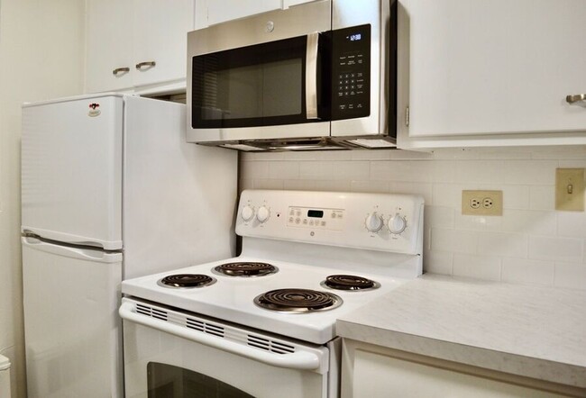 Photo - 1384 Brown St Apartment Unit #1384-8