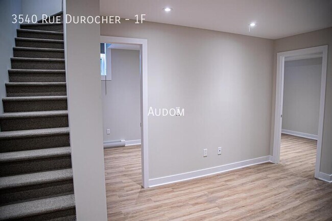 Photo - 3540 Rue Durocher Unit 1F