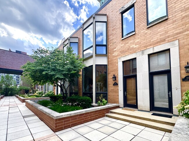 Building Photo - 311 N Union Ave Rental