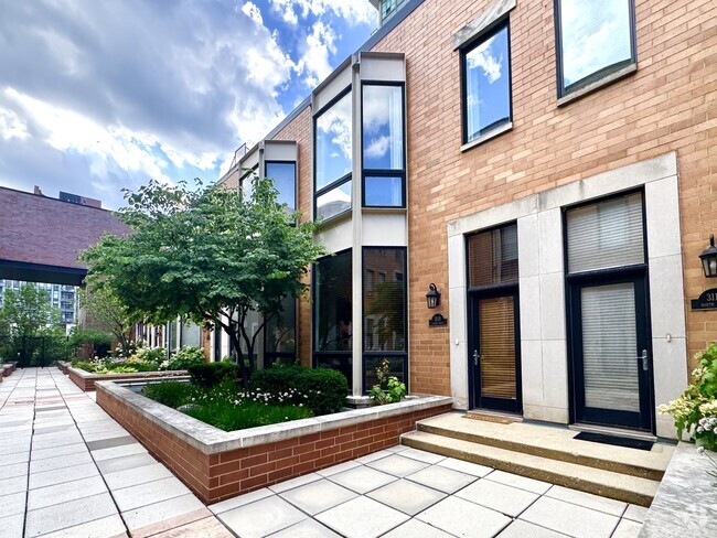 Building Photo - 311 N Union Ave Rental