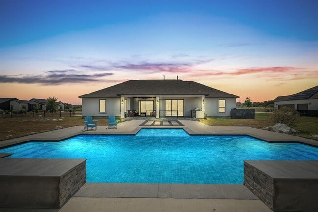 Building Photo - 104 Rolling Hills Ct