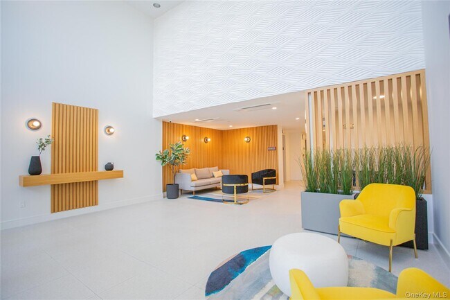 230 W Broadway Unit 610