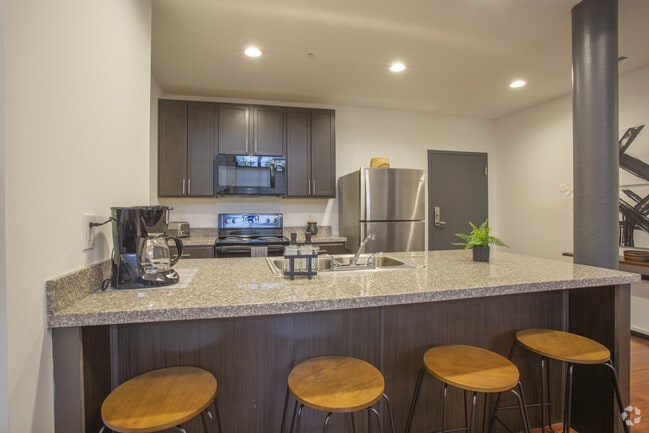 2BR, 2BA - LOFTS AT INMAN MILLS