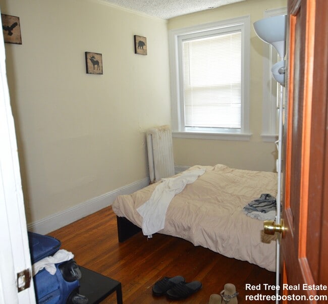 Photo - 248 Kelton St Unit 12